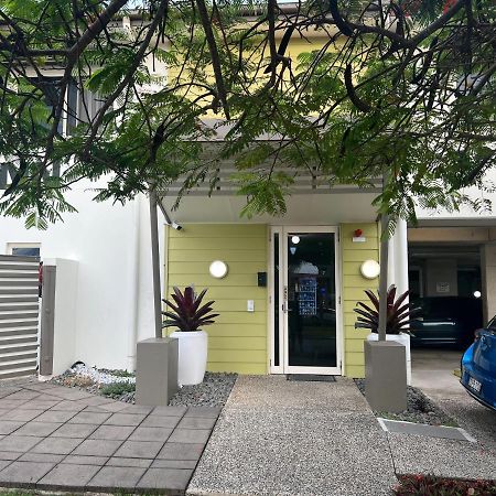 Redcliffe Motor Inn ภายนอก รูปภาพ