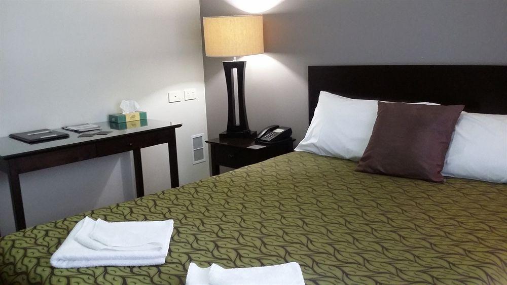 Redcliffe Motor Inn ภายนอก รูปภาพ