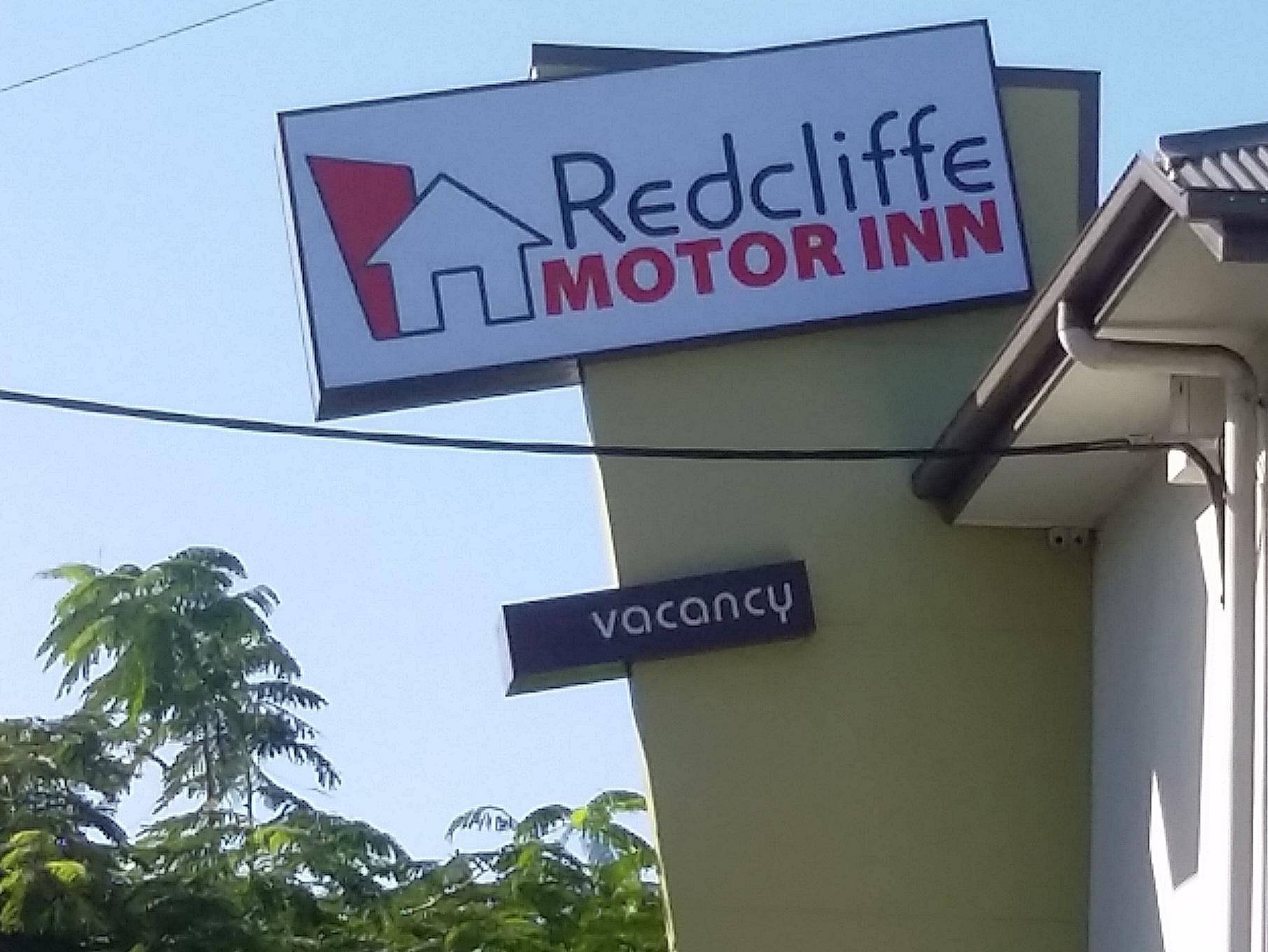 Redcliffe Motor Inn ภายนอก รูปภาพ