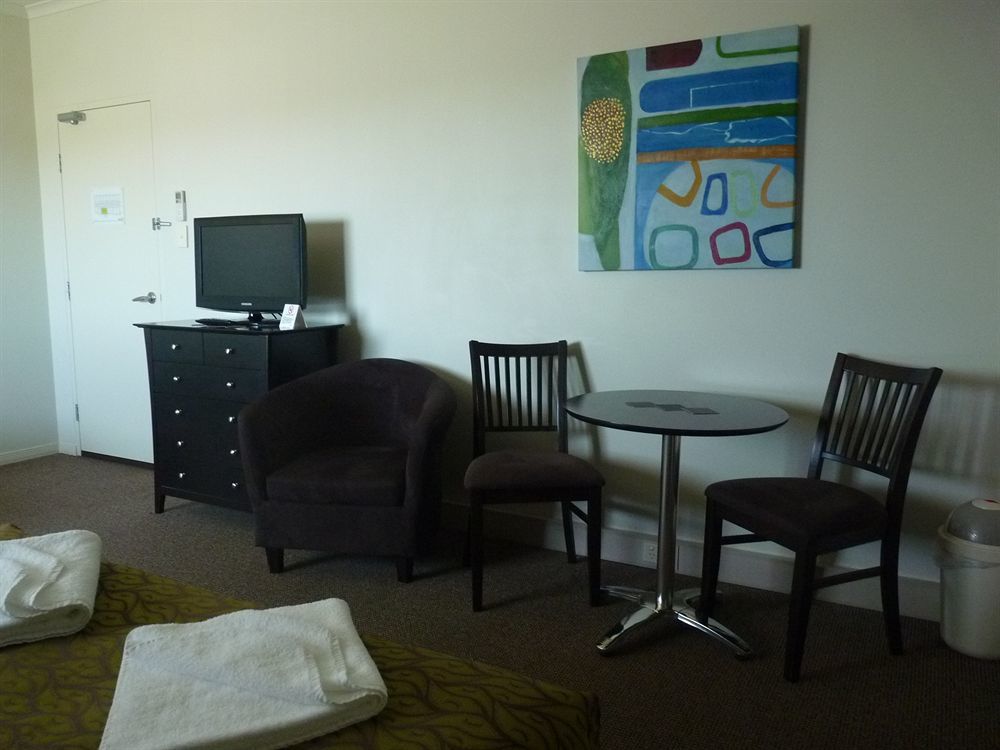 Redcliffe Motor Inn ภายนอก รูปภาพ